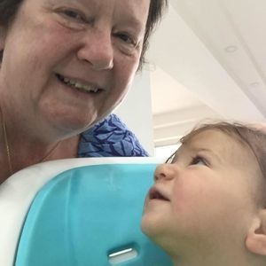 Meet your Posher, Denise